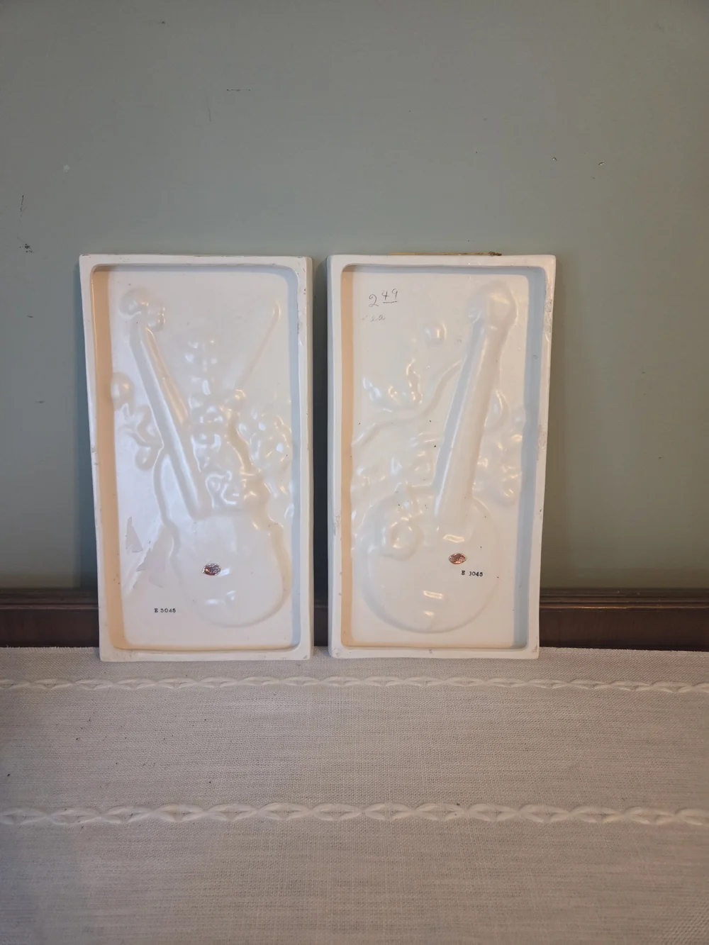 Vintage MCM Enesco Chalkware Wall Plaques Celebrating The Grand Ole Opry